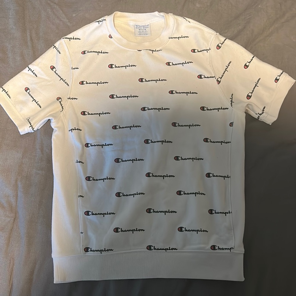 Champion short sleeve tee shirt, medium.